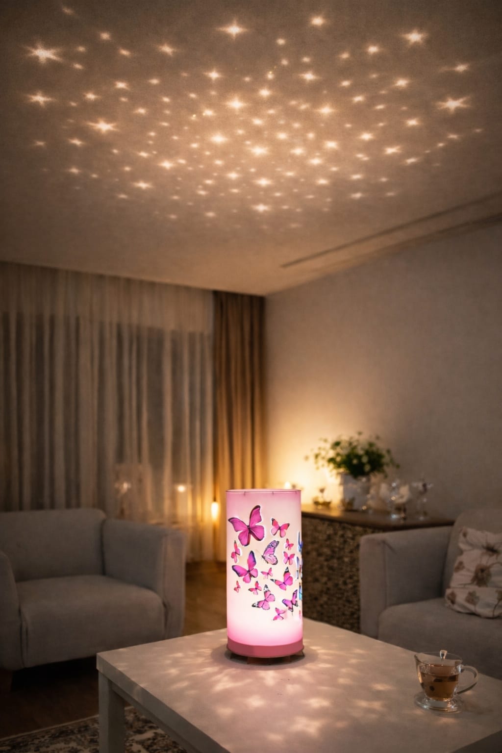 Kelebek Temalı Premium LED Dekoratif Silindir Lamba – Özel Tasarım Aydınlatma