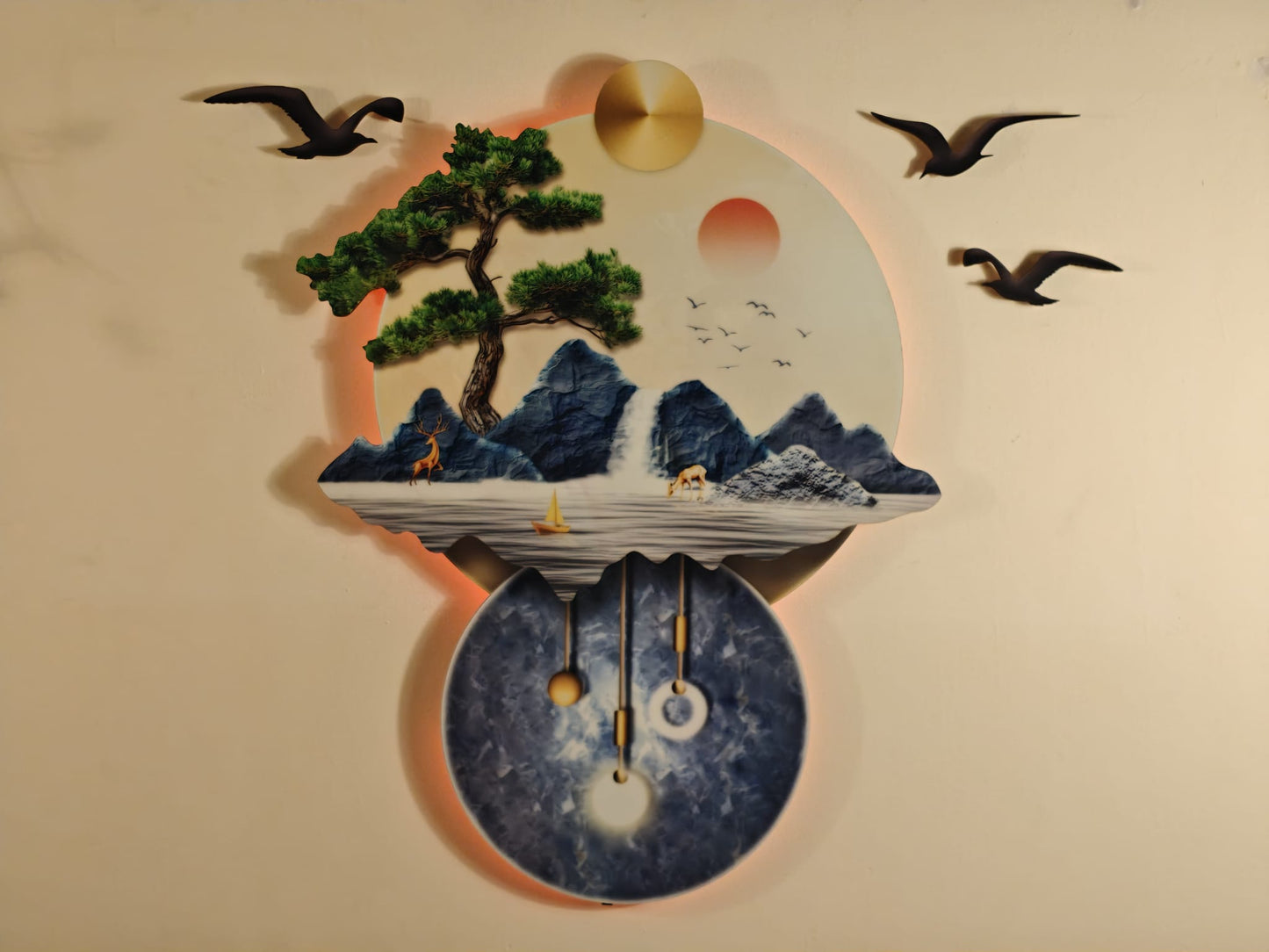 Altın Tonlu bonsai Ağaçlı Dağ ve Şelale Kompozisyonu Işıklı Duvar Tablosu (108 cm × 95 cm)