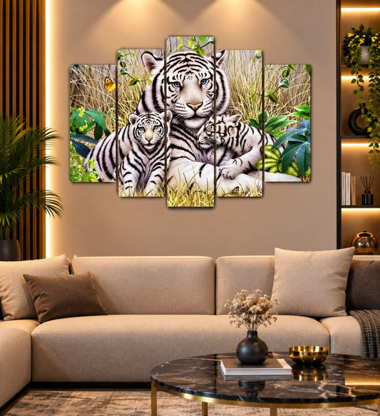 🐯 Beyaz Kaplan Ailesi – 5 Parçalı MDF Tablo (70 cm x 100 cm)