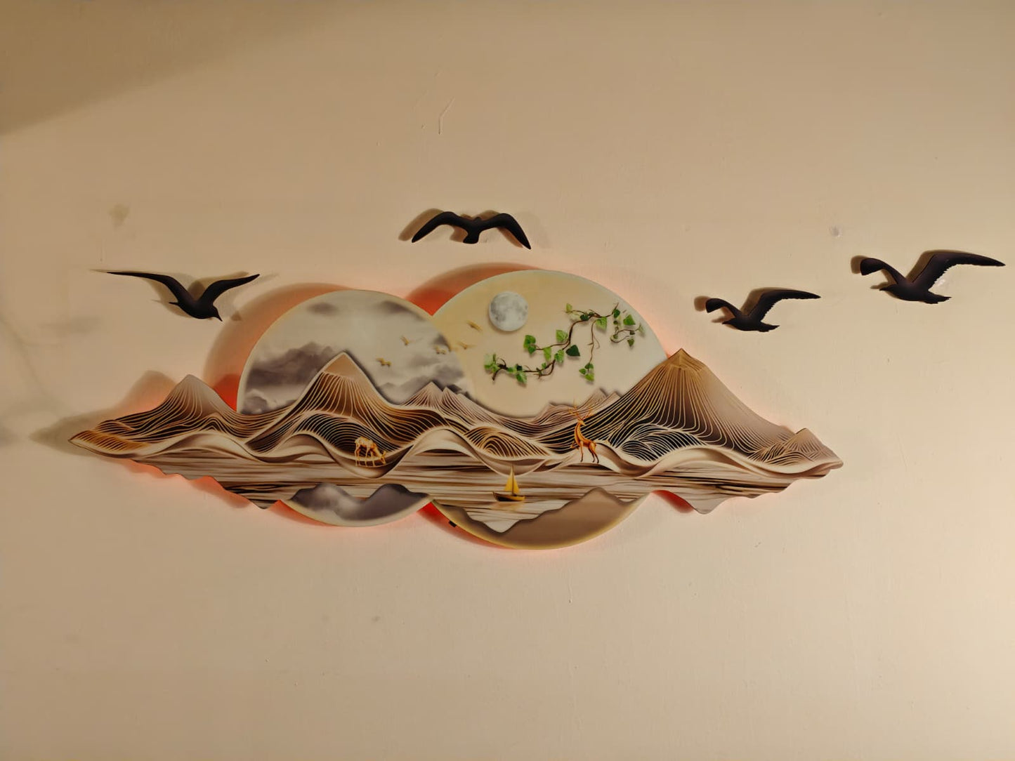 Altın Dağ ve Geyik Figürlü Işıklı Manzara Duvar Tablosu (125 cm × 50 cm)