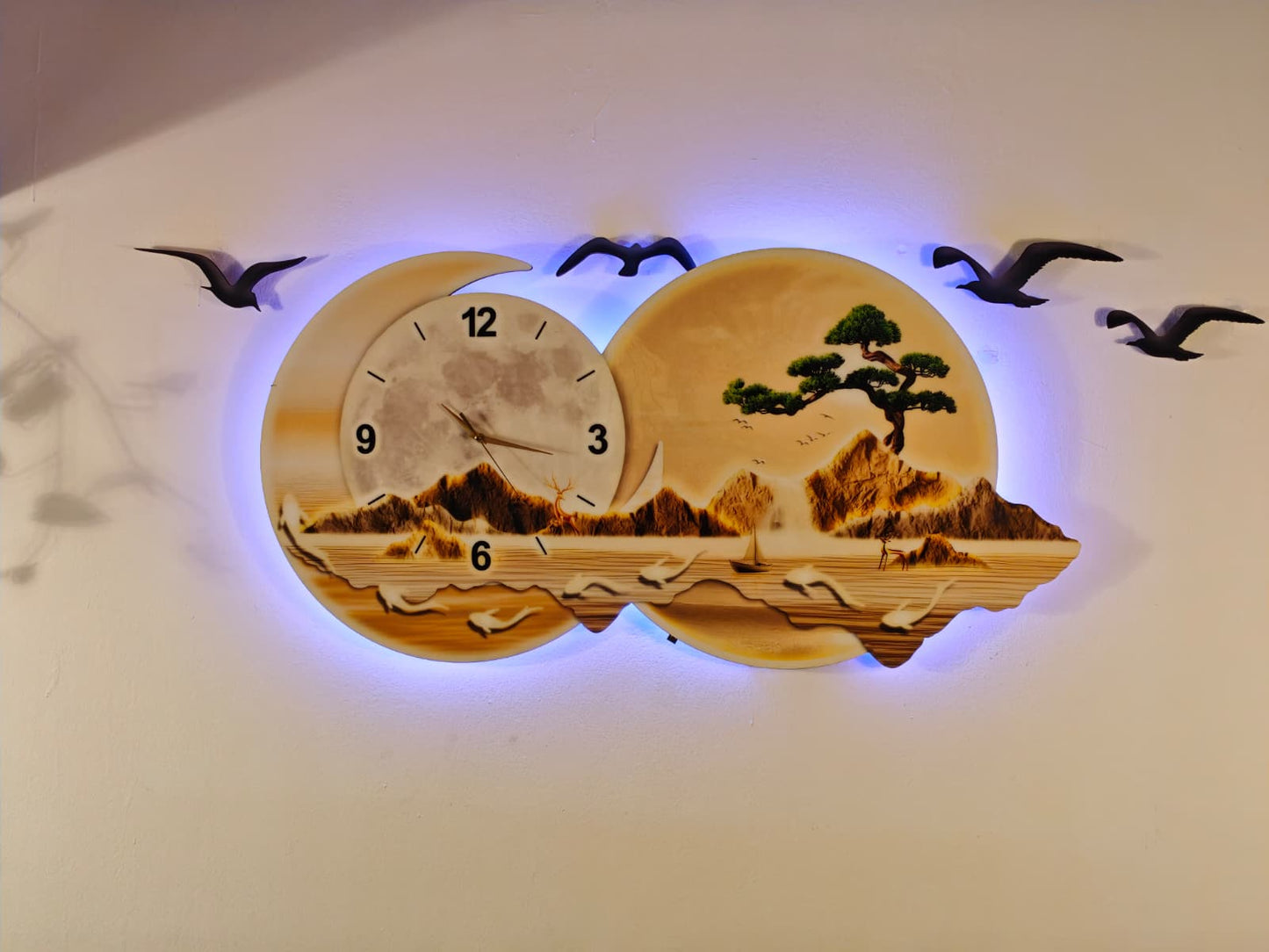 Ay Formlu Saat Detaylı Işıklı Altın Tonlu Doğa Manzarası Duvar Tablosu (100 cm x 60 cm) – Bluetooth Hoparlör-WA-10004-2D