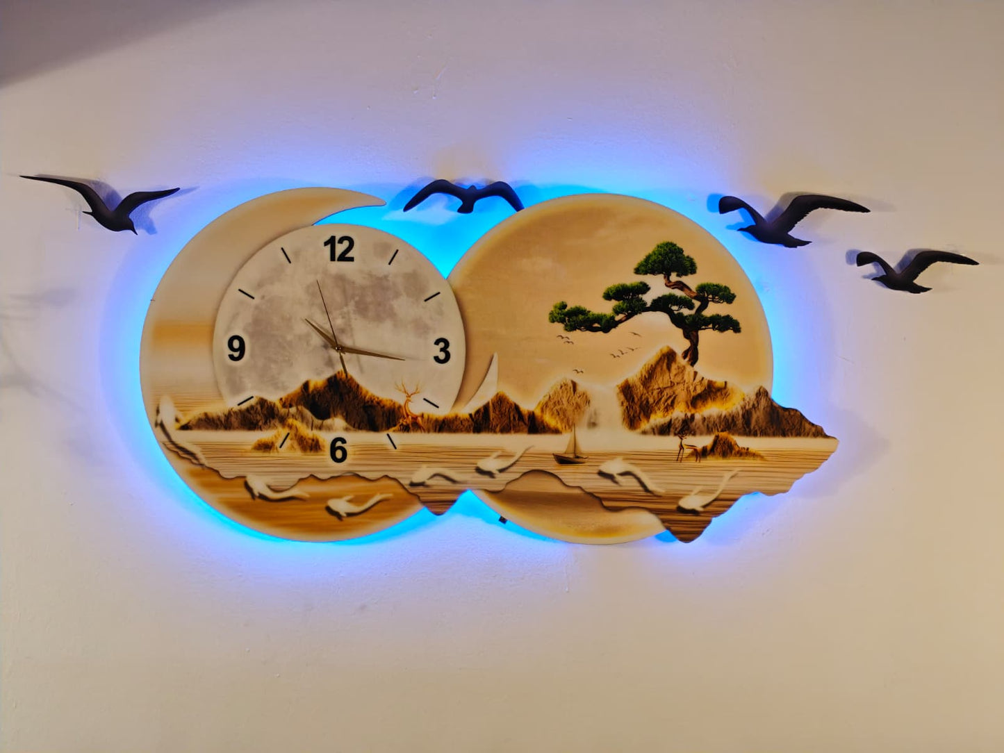Ay Formlu Saat Detaylı Işıklı Altın Tonlu Doğa Manzarası Duvar Tablosu (100 cm x 60 cm) – Bluetooth Hoparlör-WA-10004-2D
