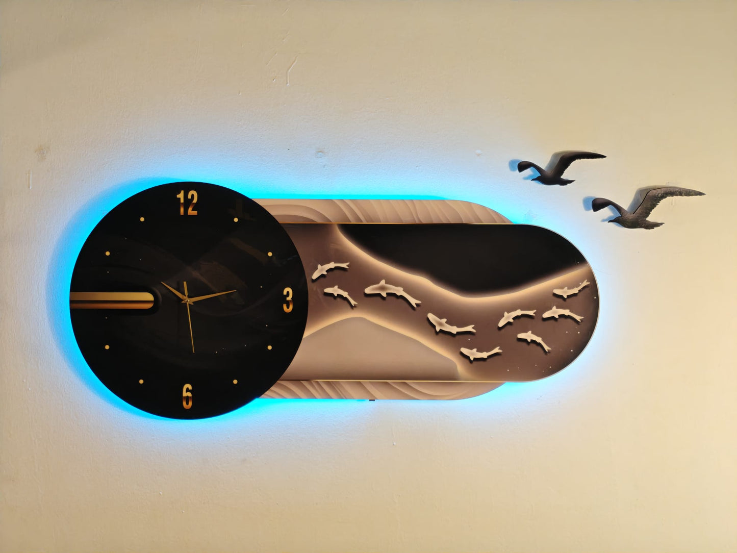 Siyah Saat Tasarımlı Balık Figürlü Işıklı Modern Duvar Tablosu  (115 cm x 60 cm)